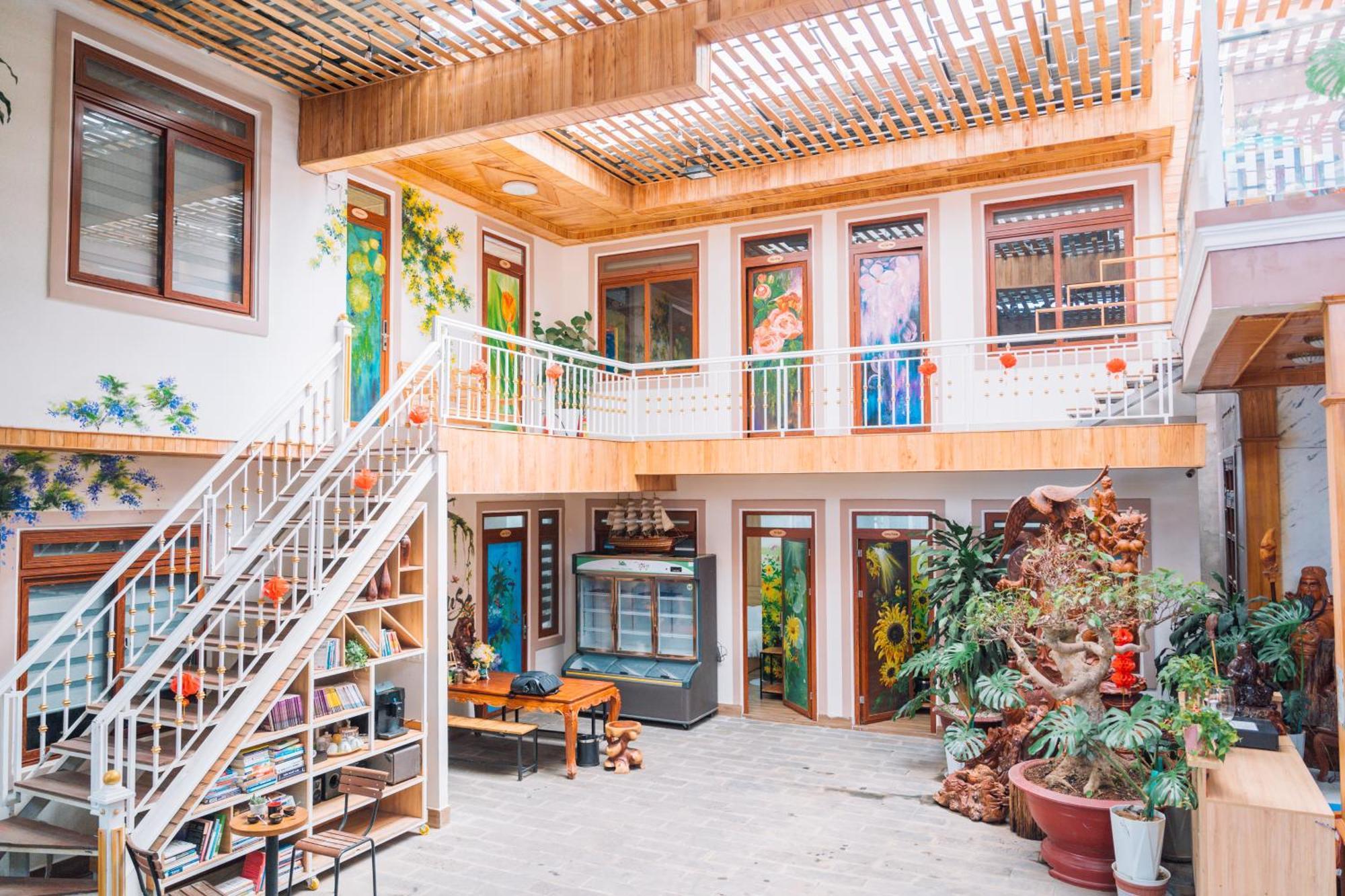 Hotel St House Dalat Extérieur photo