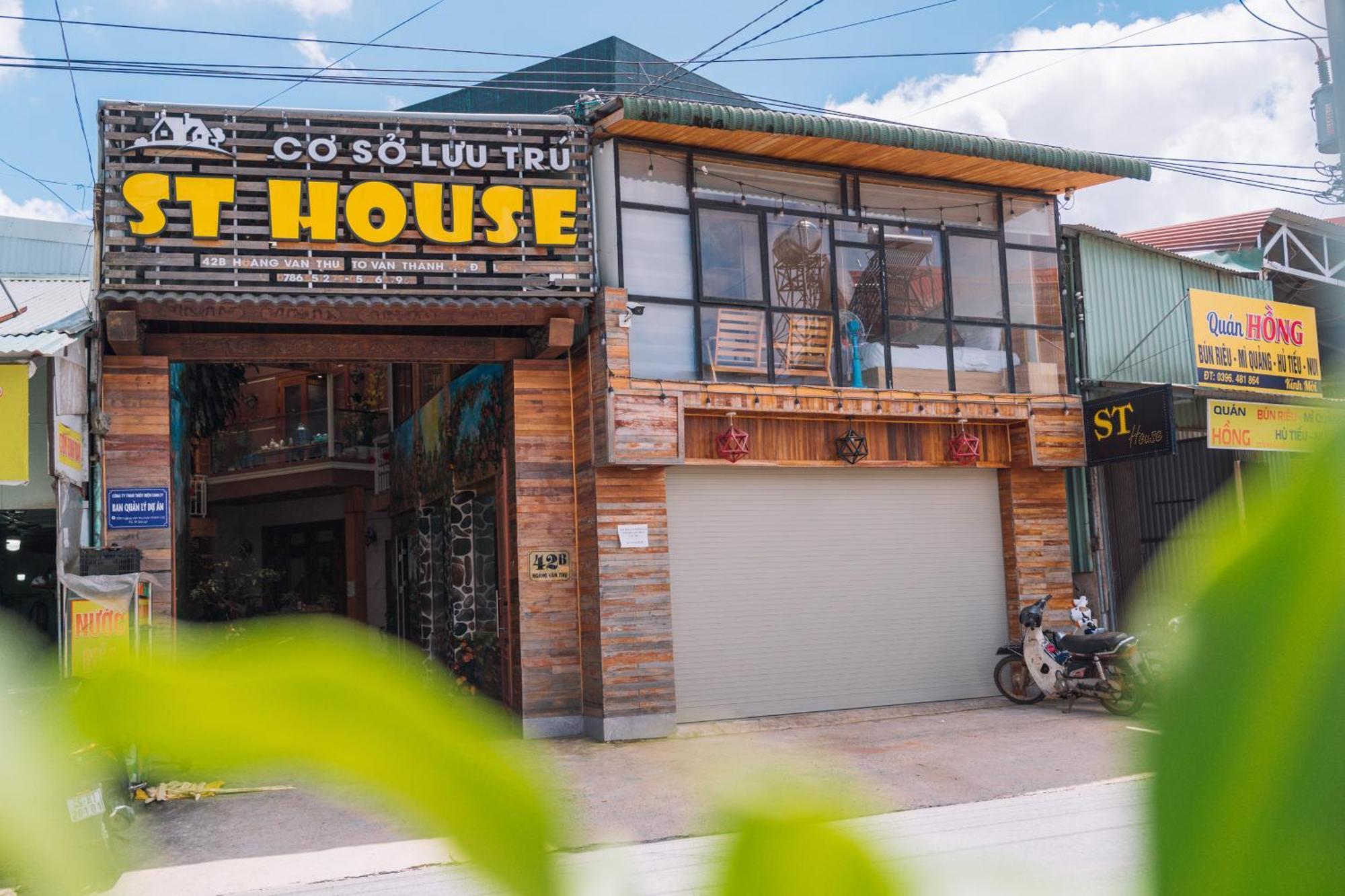 Hotel St House Dalat Extérieur photo